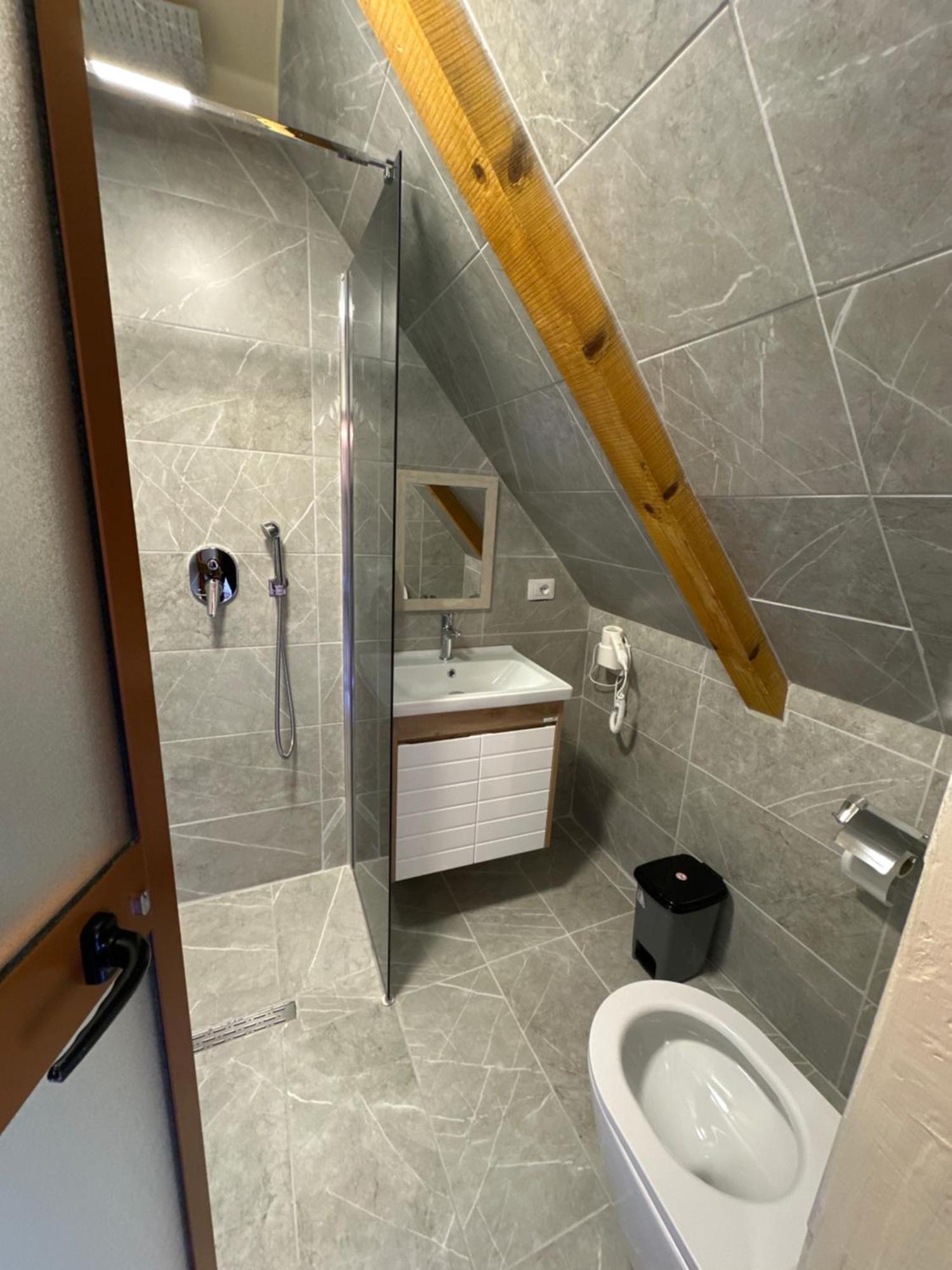 Royal Land Otel Theth Dış mekan fotoğraf