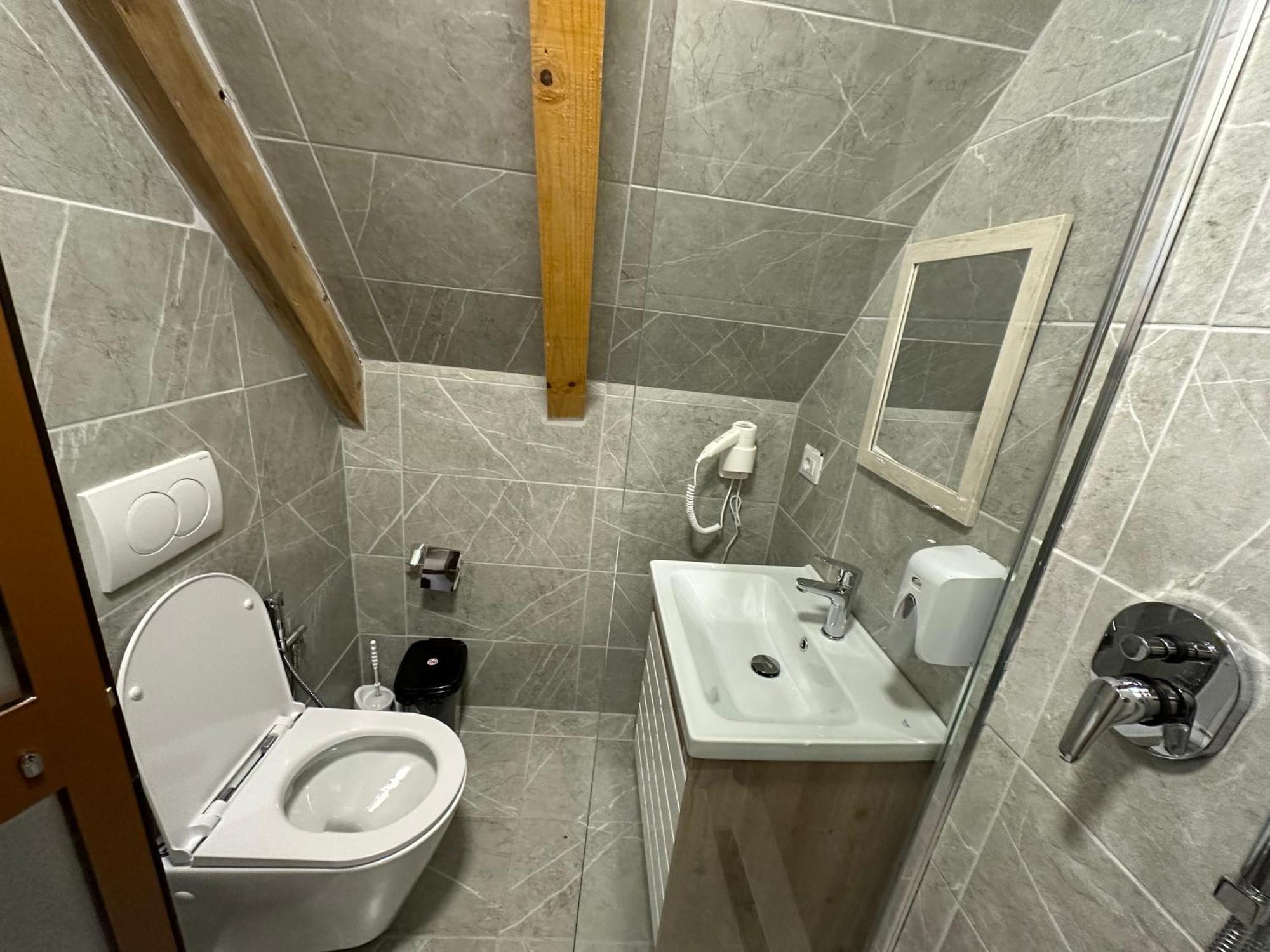 Royal Land Otel Theth Dış mekan fotoğraf